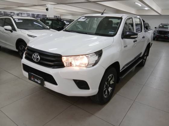 TOYOTA HILUX 2.7 SR 4X2 CD 16V FLEX 4P MANUAL TOYOTA HILUX 2.7 SR 4X2 CD 16V FLEX 4P MANUAL